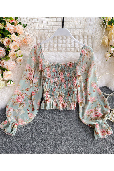 Virágmintás női ing négyzet alakú nyakkivágással