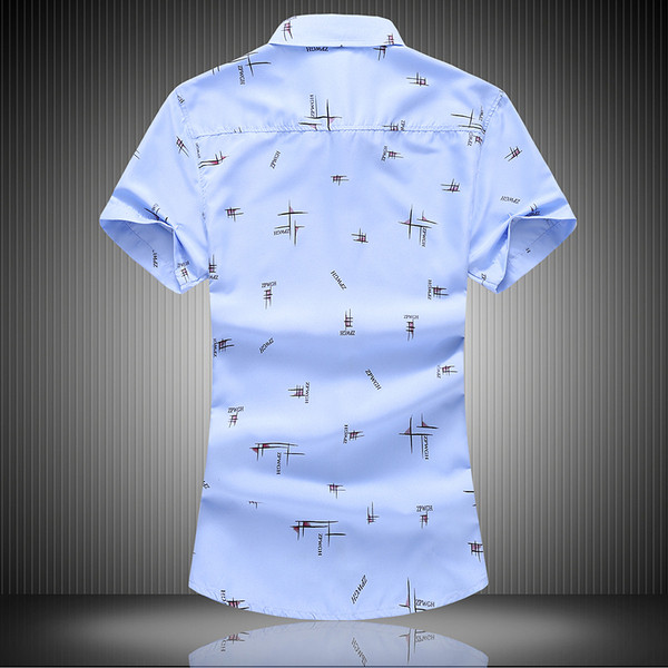 Klassikalise krae ja lühikeste varrukatega meeste vabaaja särk