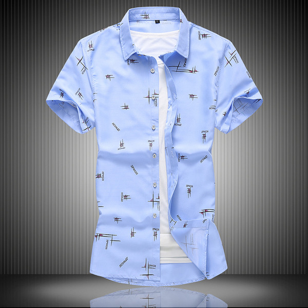 Klassikalise krae ja lühikeste varrukatega meeste vabaaja särk