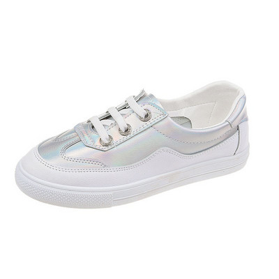 Alkalmi bőr tornacipő lapos talppal