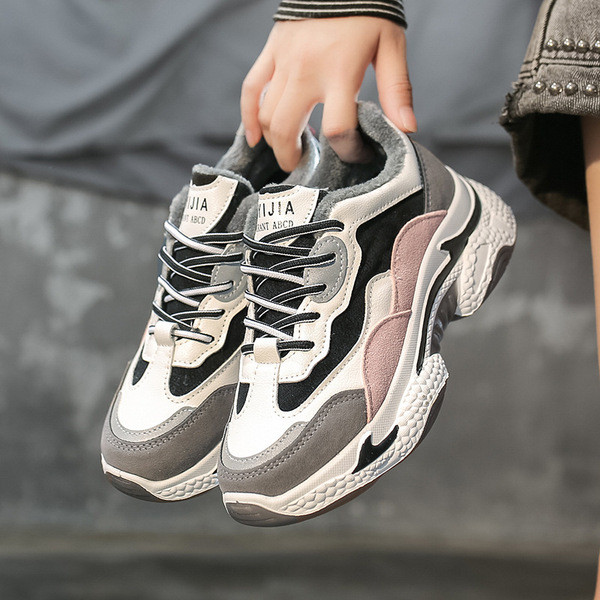 Νέο μοντέλο φθινοπωρινά αθλητικά παπούτσια από οικολογικό δέρμα και οικολογικό σουέτ