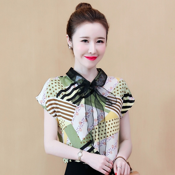 Uue mudeli tülli ja lühikeste varrukatega naiste särk