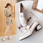 Alkalmi cipő gyöngyökkel és alacsony vastag sarkú