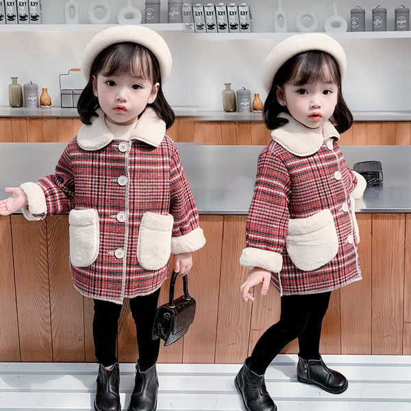 Moodne taskutega lastemantel tüdrukutele