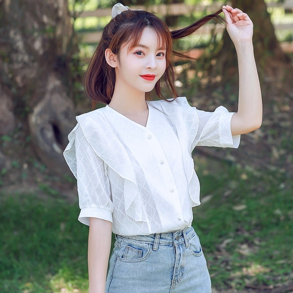 Uue mudeli naiste särk 3/4 varrukate ja V-kaelusega