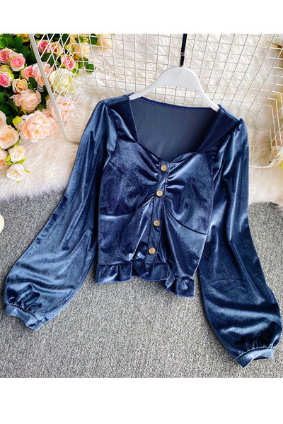 Naiste nööpide ja ümara kaelusega sametsärk