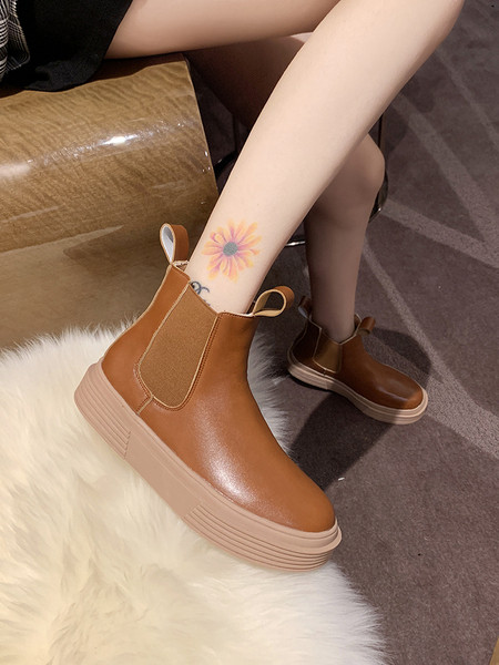 Elasztikus és lapos talpú női csizma többféle színben