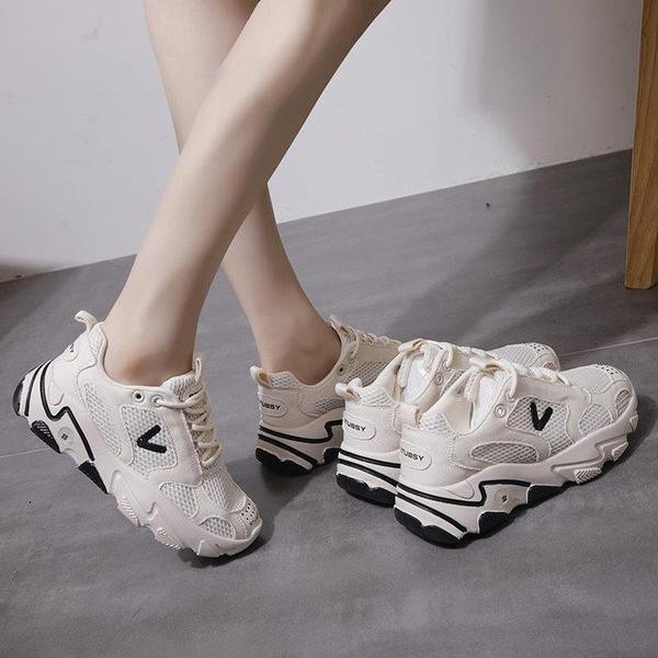 Kevadised võrguga naiste tossud