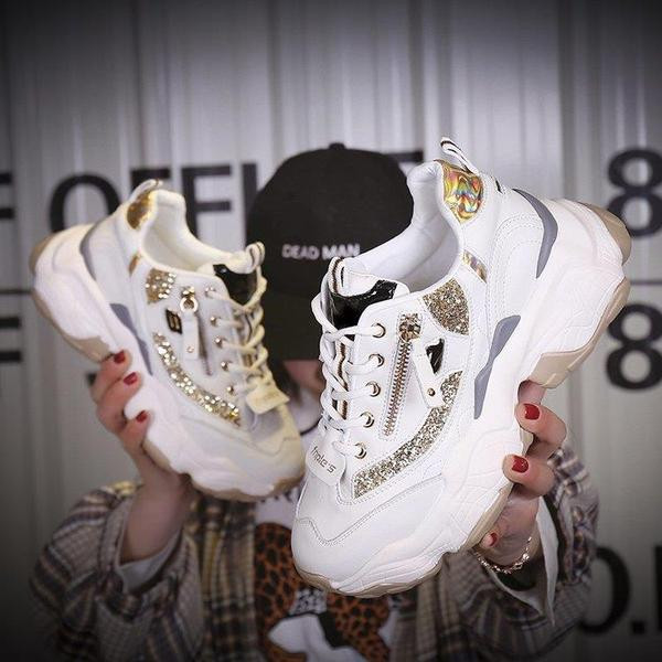 Modern női tornacipő durva talppal