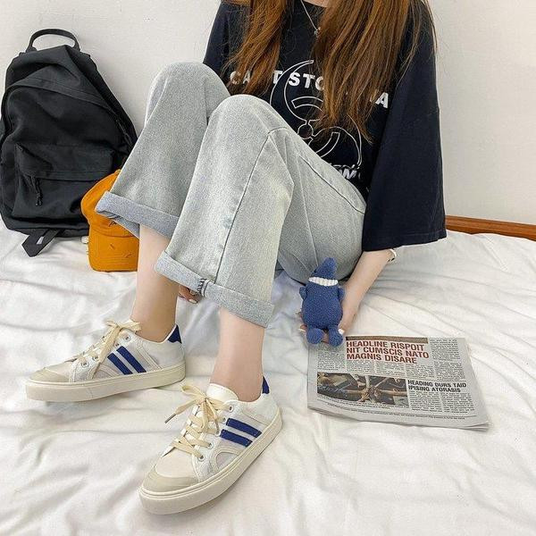 Naiste vabaaja tossud ökonahast ja värvilise äärisega