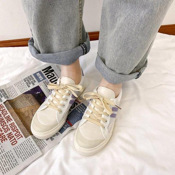 Naiste vabaaja tossud ökonahast ja värvilise äärisega