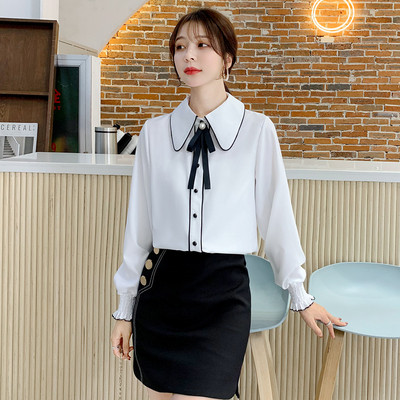 Modern női ing fehér és piros színben, kerek nyakkivágással