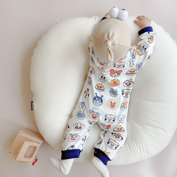 Hosszú ujjú, színes mintás babakombináció