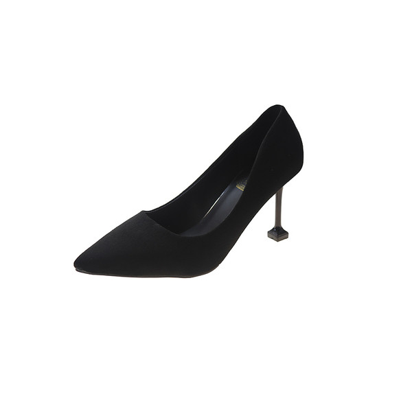 Női modern magassarkú cipő - hegyes modell