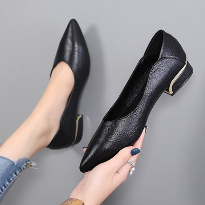 Női alkalmi cipő - hegyes modell