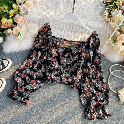 Γυναικείο πουκάμισο με λουλουδάτο μοτίβο και φαρδιά μανίκια