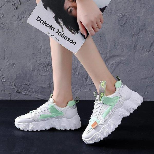 Sport és mindennapi női tornacipők