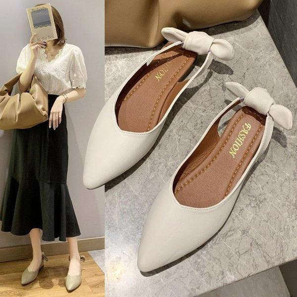 Naiste nahast kingad paelaga