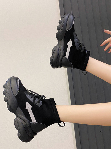 Naiste vabaaja mustad paeltega kõrged tossud