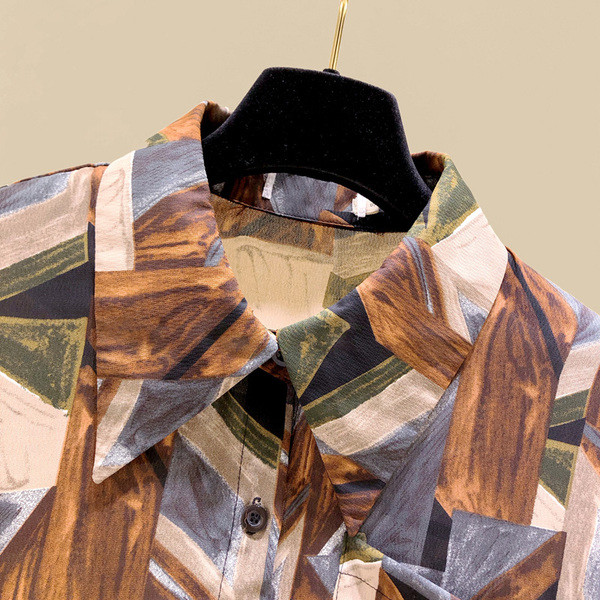 Színes női ing hosszú ujjal és zsebbel