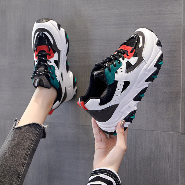 Kareda tallaga naiste sügis-talvised vabaajajalatsid