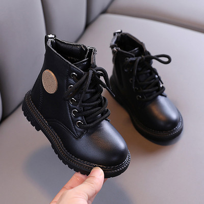 Παιδικές μπότες με κορδόνια και έμβλημα για κορίτσια και αγόρια