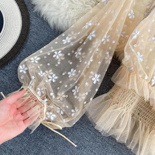 Naiste lilltikandiga tüllsärk