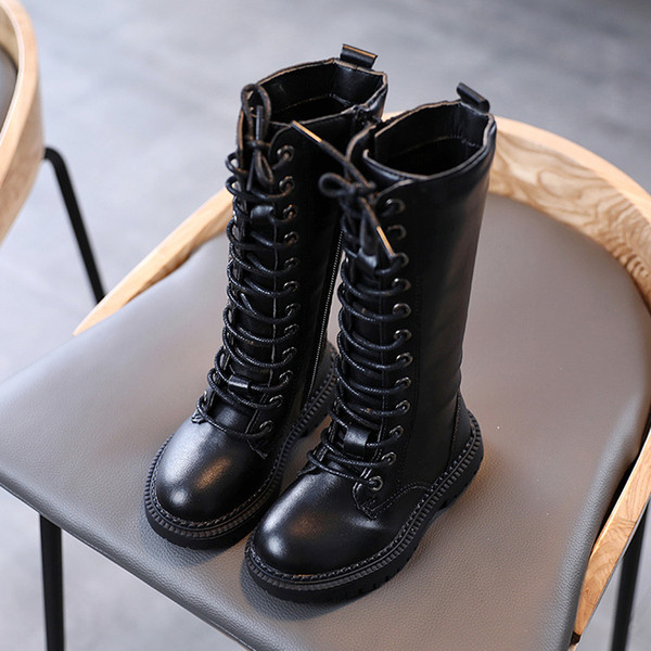 Paeltega nahksaapad tüdrukutele