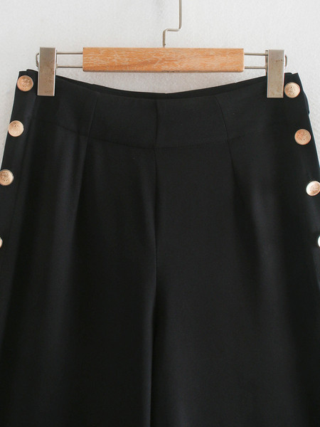 Pikad laiad nööpidega püksid