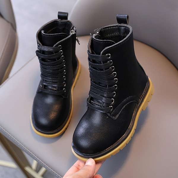 Fűzős bőrcsizma lányoknak