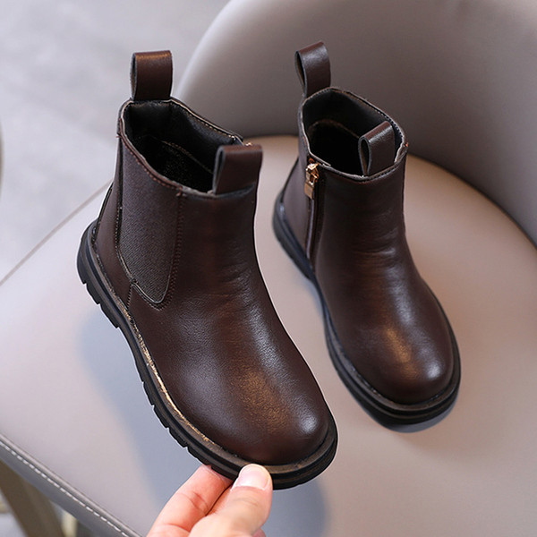 Új cipzáros gyerekcsizma modell lányoknak