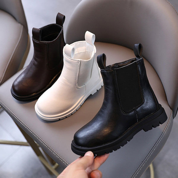 Új cipzáros gyerekcsizma modell lányoknak