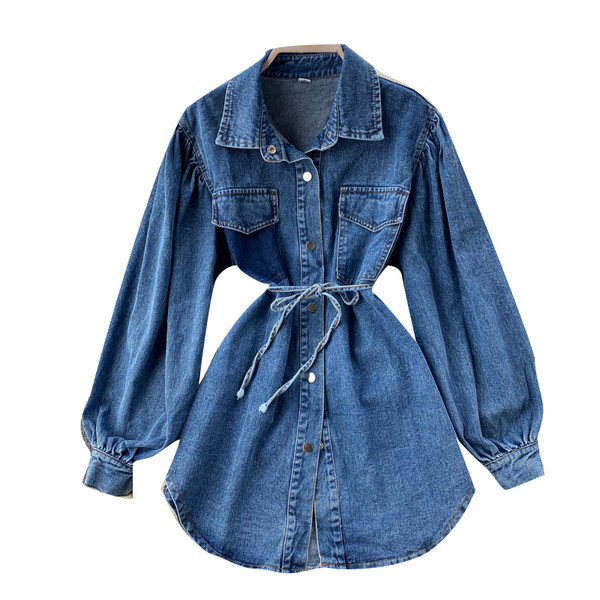 Naiste vabaaja teksajakk vöö ja sinise nööpidega