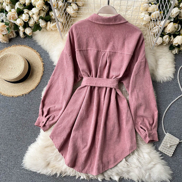 Vabaaja naiste velvetist särk vöö ja taskutega