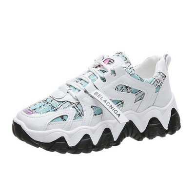 Casual αθλητικά παπούτσια με μοτίβο και τραχιά σόλα