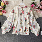 Női alkalmi ing csipkével és virágmintával