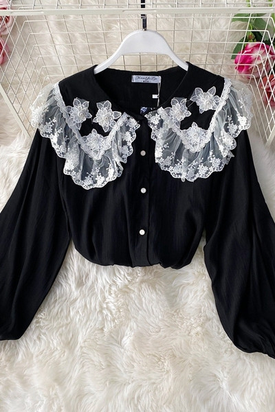 Naiste vabaaja särk pitsi ja nööpidega