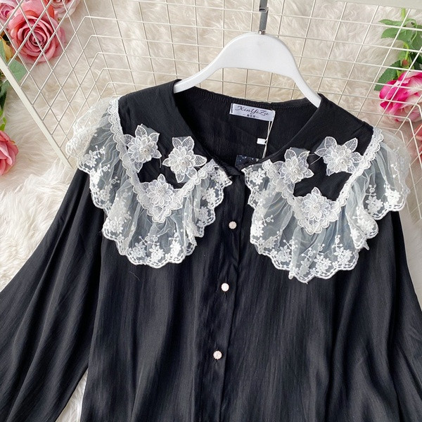 Naiste vabaaja särk pitsi ja nööpidega