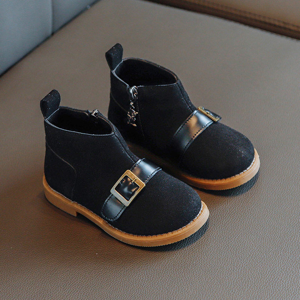 Öko velúrból készült gyerekcsizma, csattal lányoknak