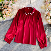 Naiste särk klassikalise kraega ja erinevates värvides pärlitega