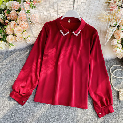 Naiste särk klassikalise kraega ja erinevates värvides pärlitega