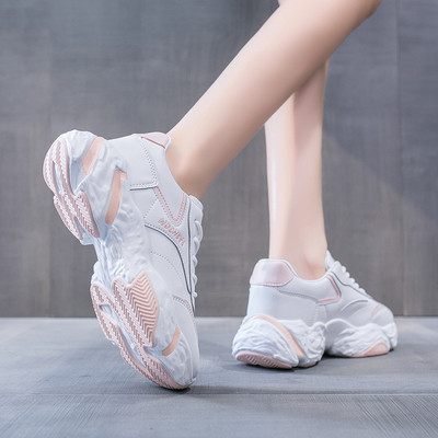 Alkalmi tornacipő durva magas talppal