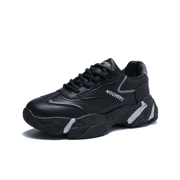 Alkalmi tornacipő durva magas talppal