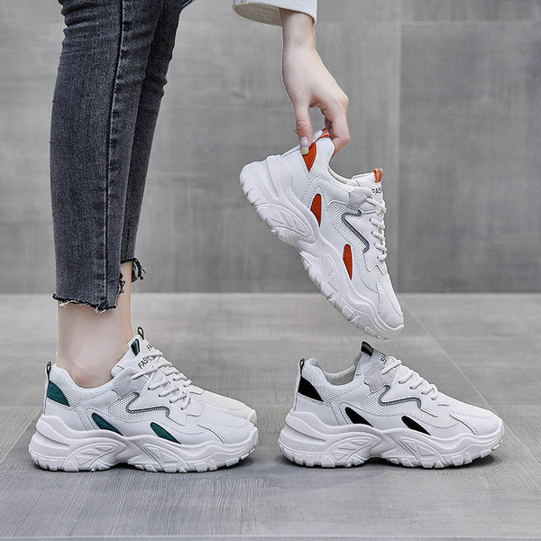 Alkalmi tornacipő fehér fűzővel