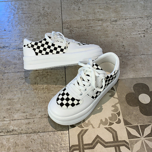 Öko-nahast naiste tossud paeltega