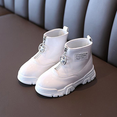 Moodsad kirjade ja lukuga lastesaapad tüdrukutele