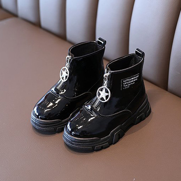 Moodsad kirjade ja lukuga lastesaapad tüdrukutele