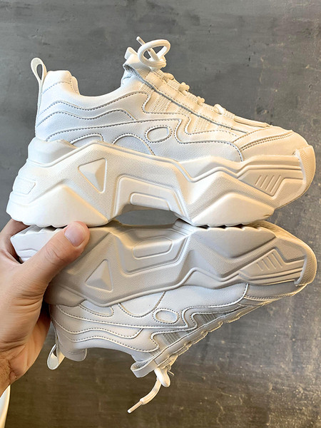 Γυναικεία casual αθλητικά παπούτσια με κορδόνια και ψηλή σόλα