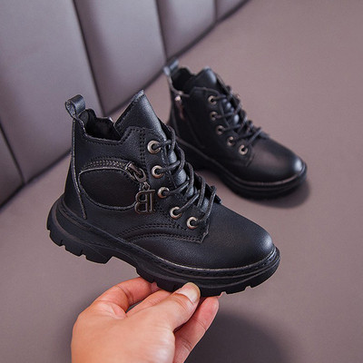 Bőr gyerekcsizma fűzős fém elemmel lányoknak