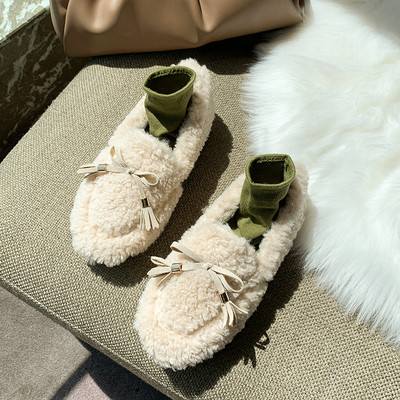 Naiste vabaaja paelaga sulekingad